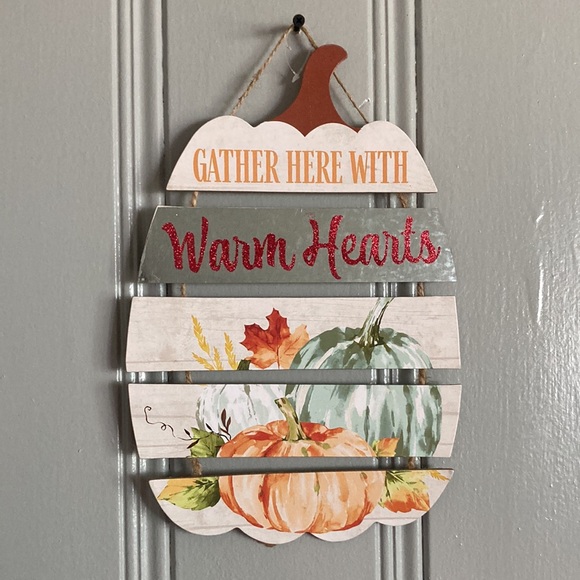 NWT Beautiful Slatted Wood Gather Here With Warm Hearts Glitter Pumpkin Sign - Picture 5 of 9